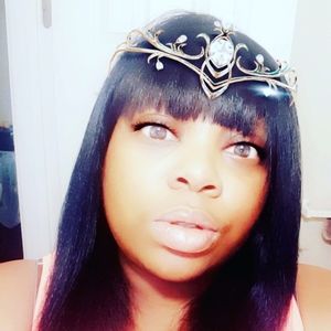 Meet your Posher, Nell